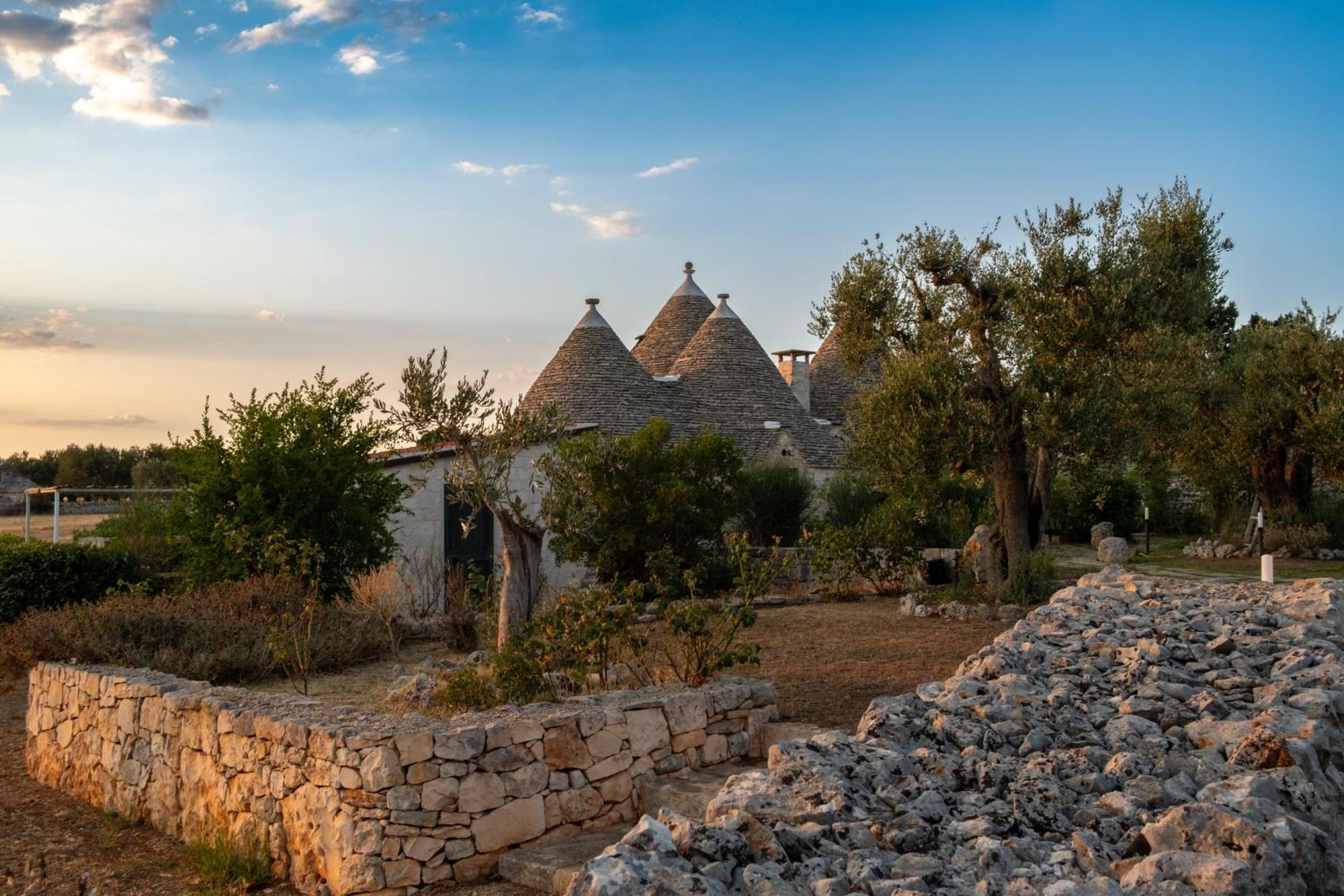 Trulli Paparale Альберобелло Экстерьер фото