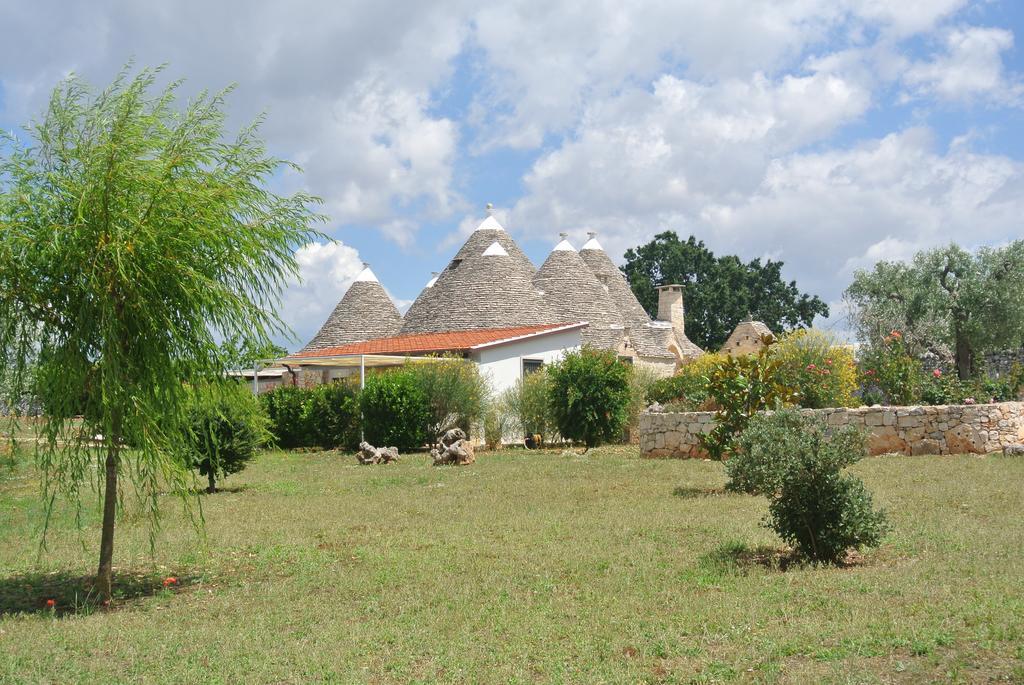 Trulli Paparale Альберобелло Экстерьер фото