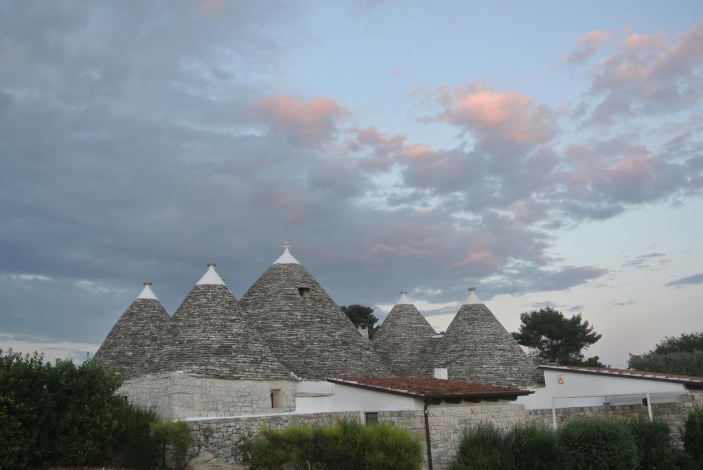 Trulli Paparale Альберобелло Экстерьер фото